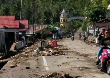 Pascabanjir Muara Bone: Rumah Warga Moodulio Terendam Lumpur Pekat, BPBD Bone Bolango Bergerak Cepat