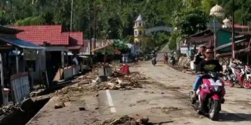 Pascabanjir Muara Bone: Rumah Warga Moodulio Terendam Lumpur Pekat, BPBD Bone Bolango Bergerak Cepat