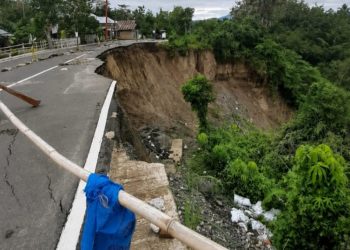 Akses Jalan Lumpuh, Warga Gorontalo Surati Presiden Prabowo Soal Jalan Longsor yang Belum Diperbaiki
